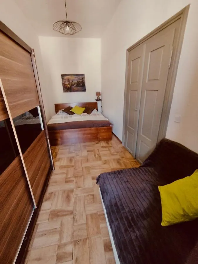 Karlin Apartman Διαμέρισμα Πράγα 0*,  Τσεχία